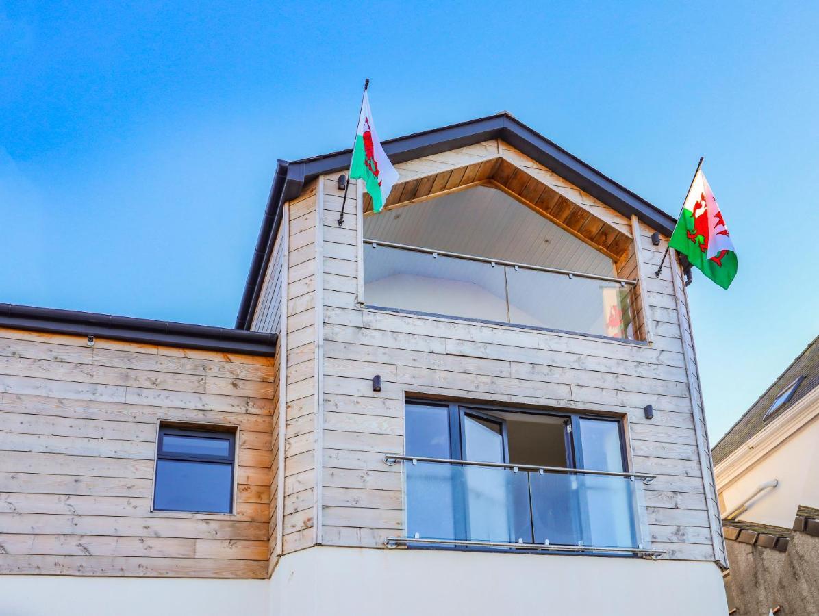 Bryn Min Manton Penthouse Apartment Caernarfon Exterior photo