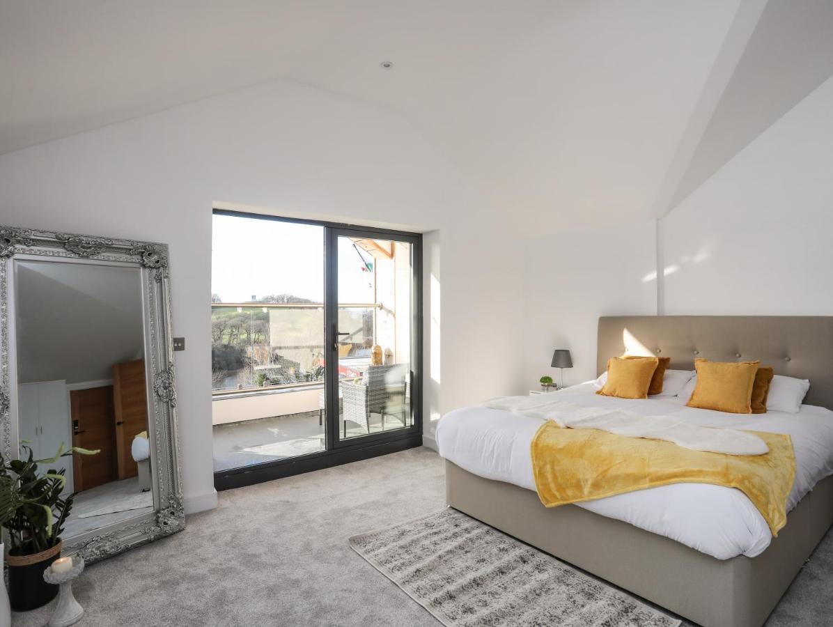 Bryn Min Manton Penthouse Apartment Caernarfon Exterior photo